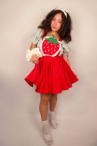 Strawberry Pinafore